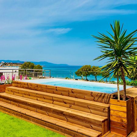 Pearl Seaside Cozy Apartments Chrissi Akti Chania Exterior foto