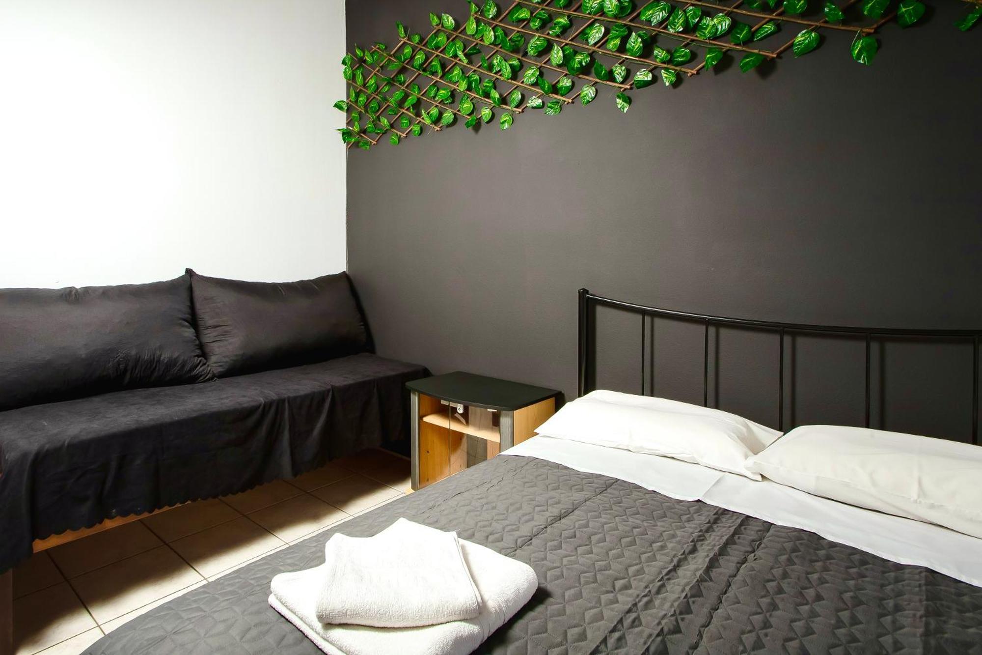 Pearl Seaside Cozy Apartments Chrissi Akti Chania Exterior foto