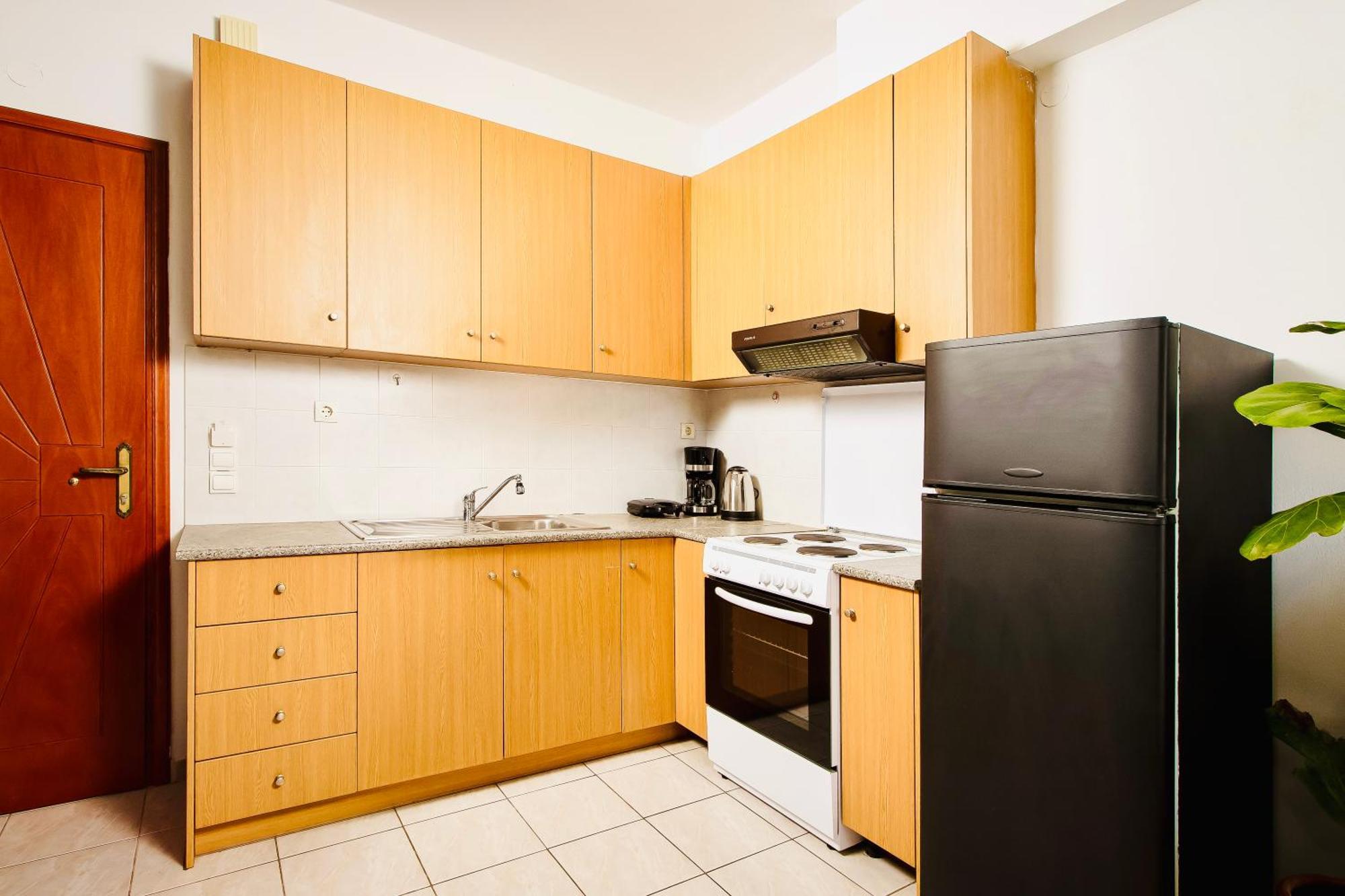 Pearl Seaside Cozy Apartments Chrissi Akti Chania Exterior foto