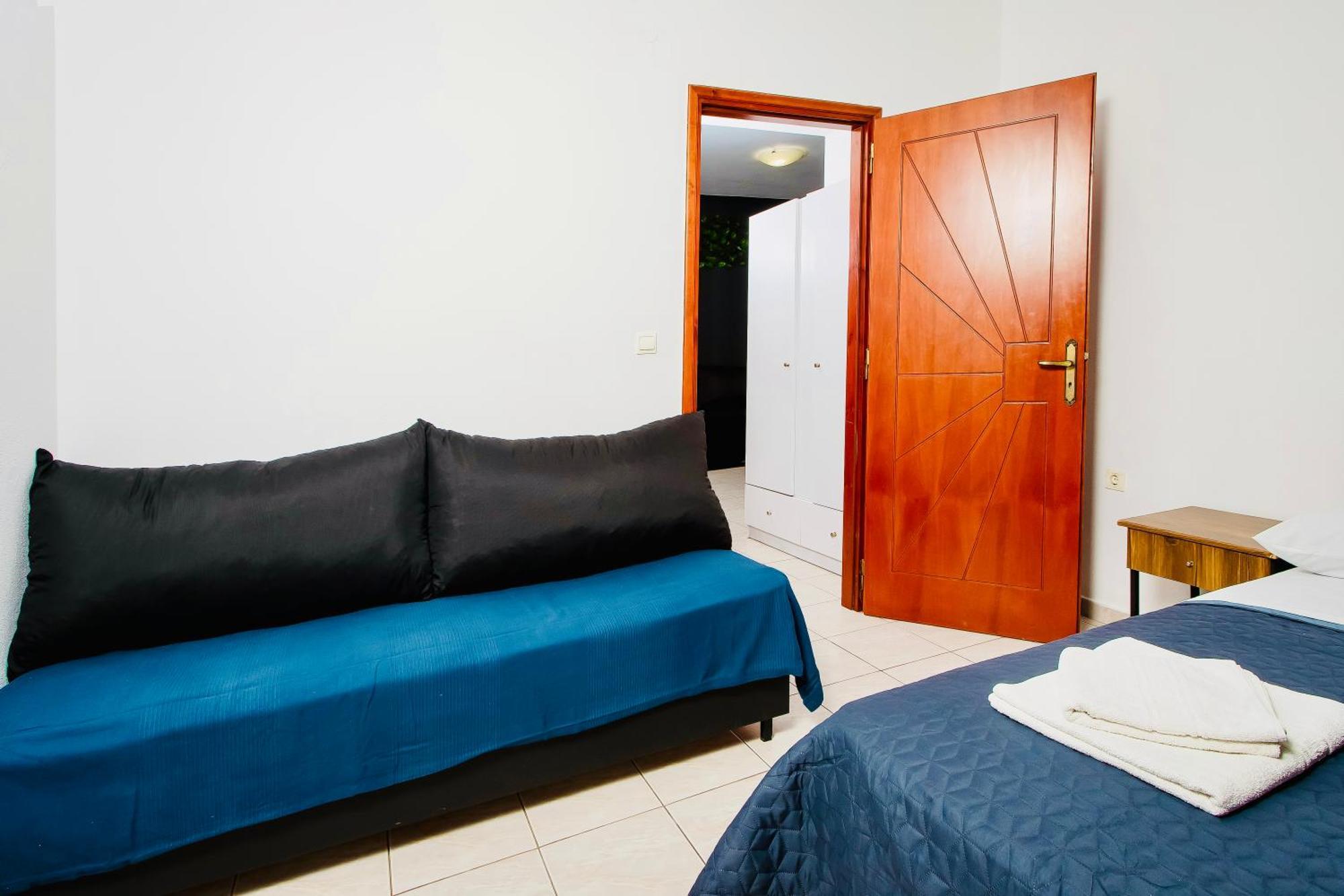 Pearl Seaside Cozy Apartments Chrissi Akti Chania Exterior foto