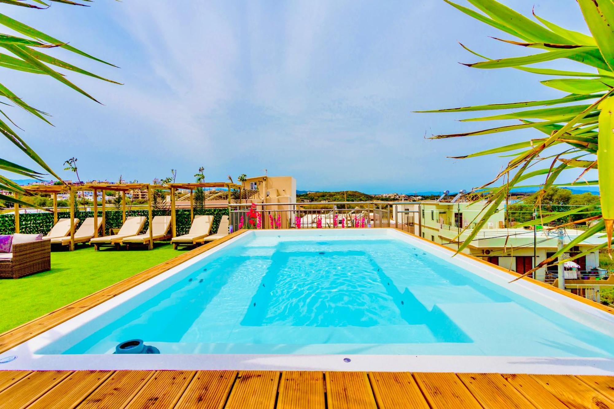 Pearl Seaside Cozy Apartments Chrissi Akti Chania Exterior foto
